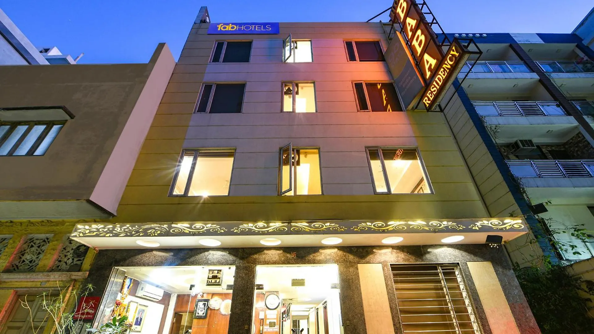 Fabhotel Baba Residency Near New Delhi Railway Station India