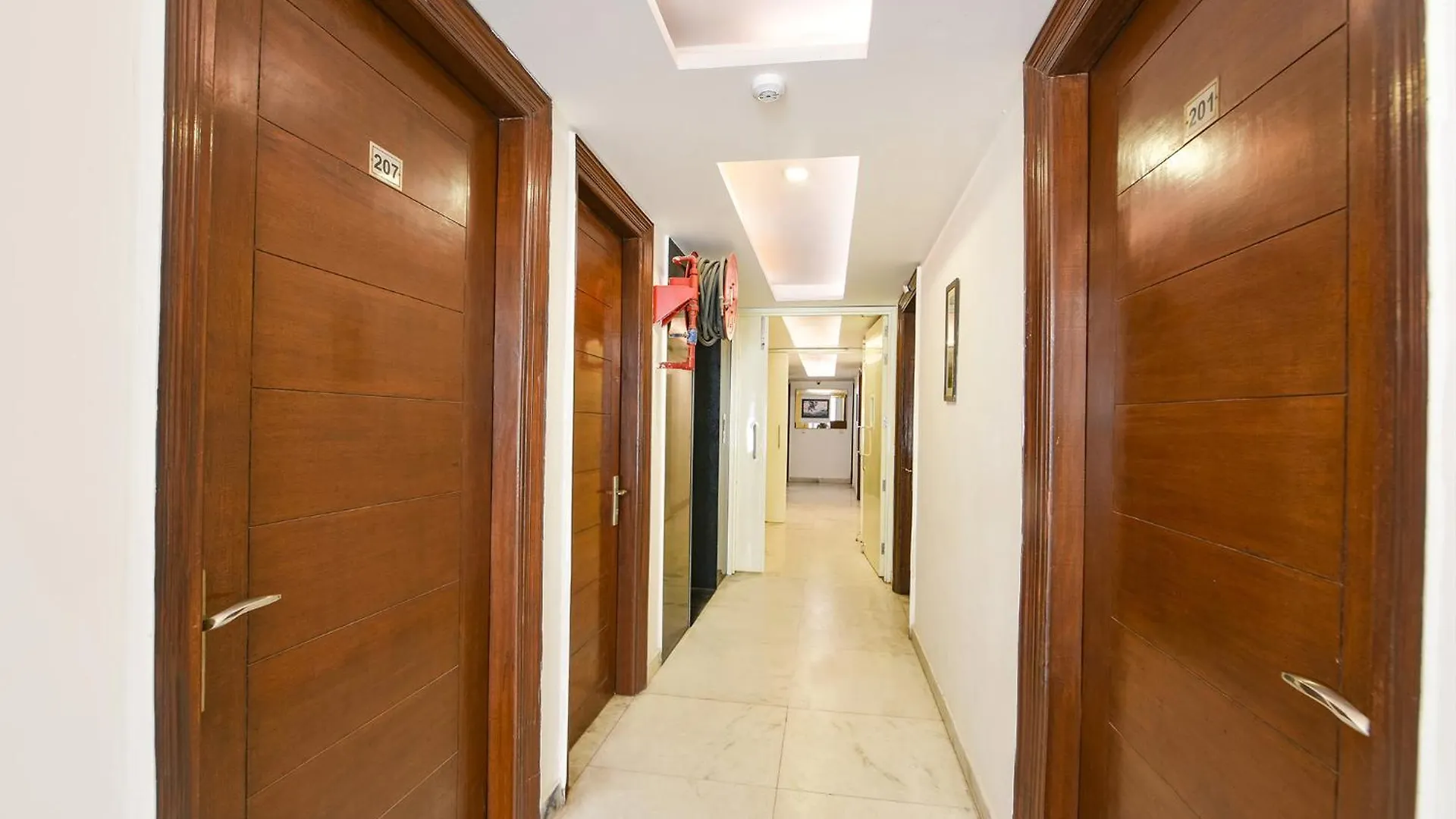 Fabhotel Baba Residency Near New Delhi Railway Station India