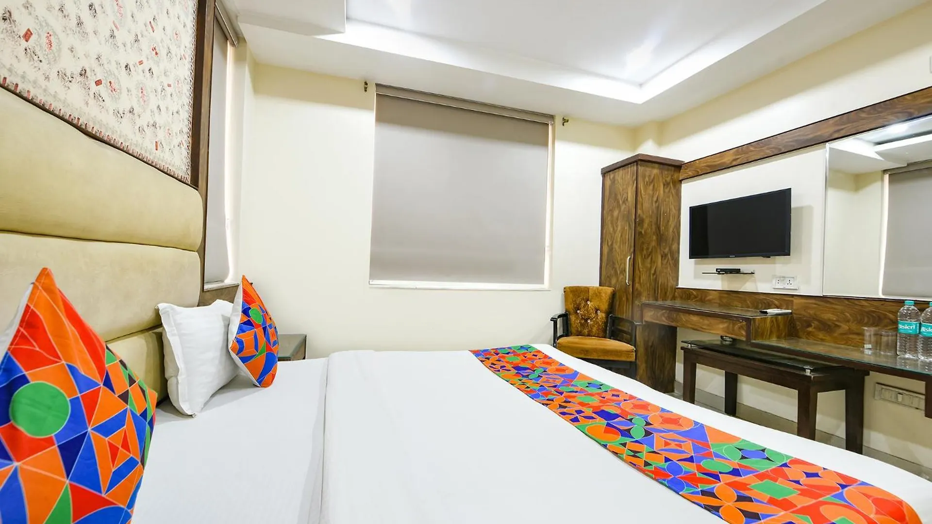 *** Hotel Fabhotel Baba Residency Near New Delhi Railway Station India