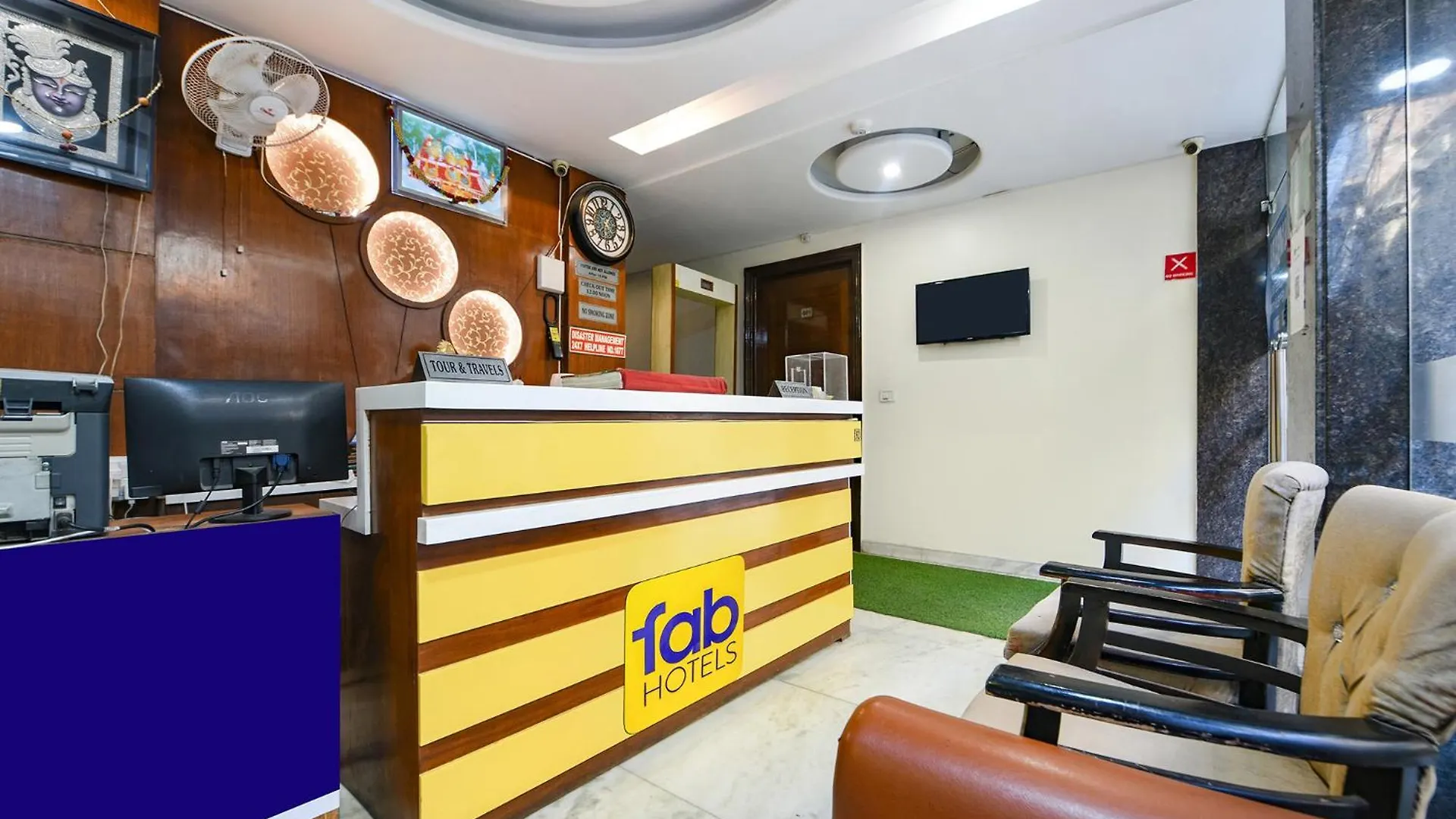 Hotel Fabhotel Baba Residency Near New Delhi Railway Station